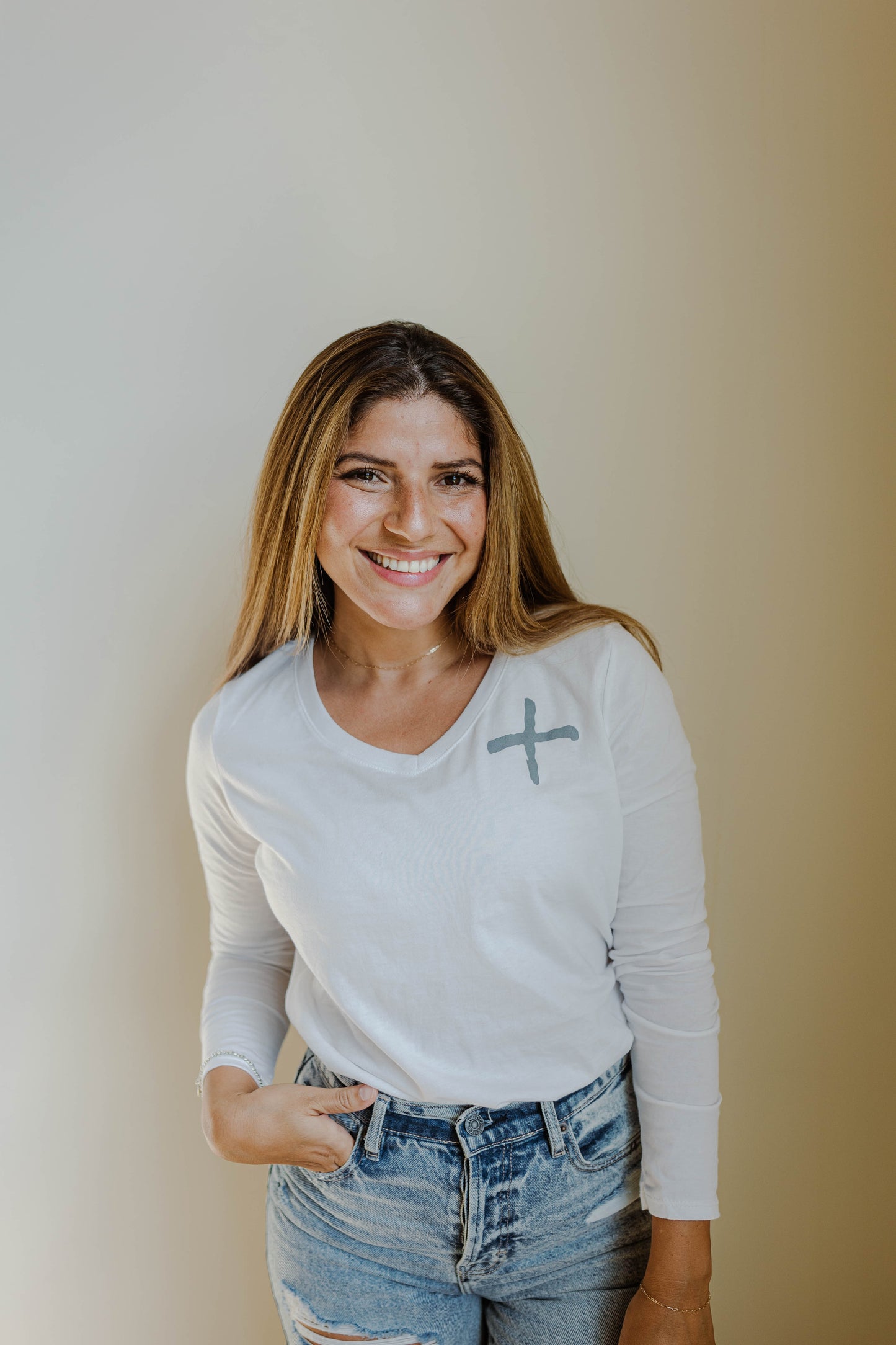 V Neck Long Sleeve Tee White